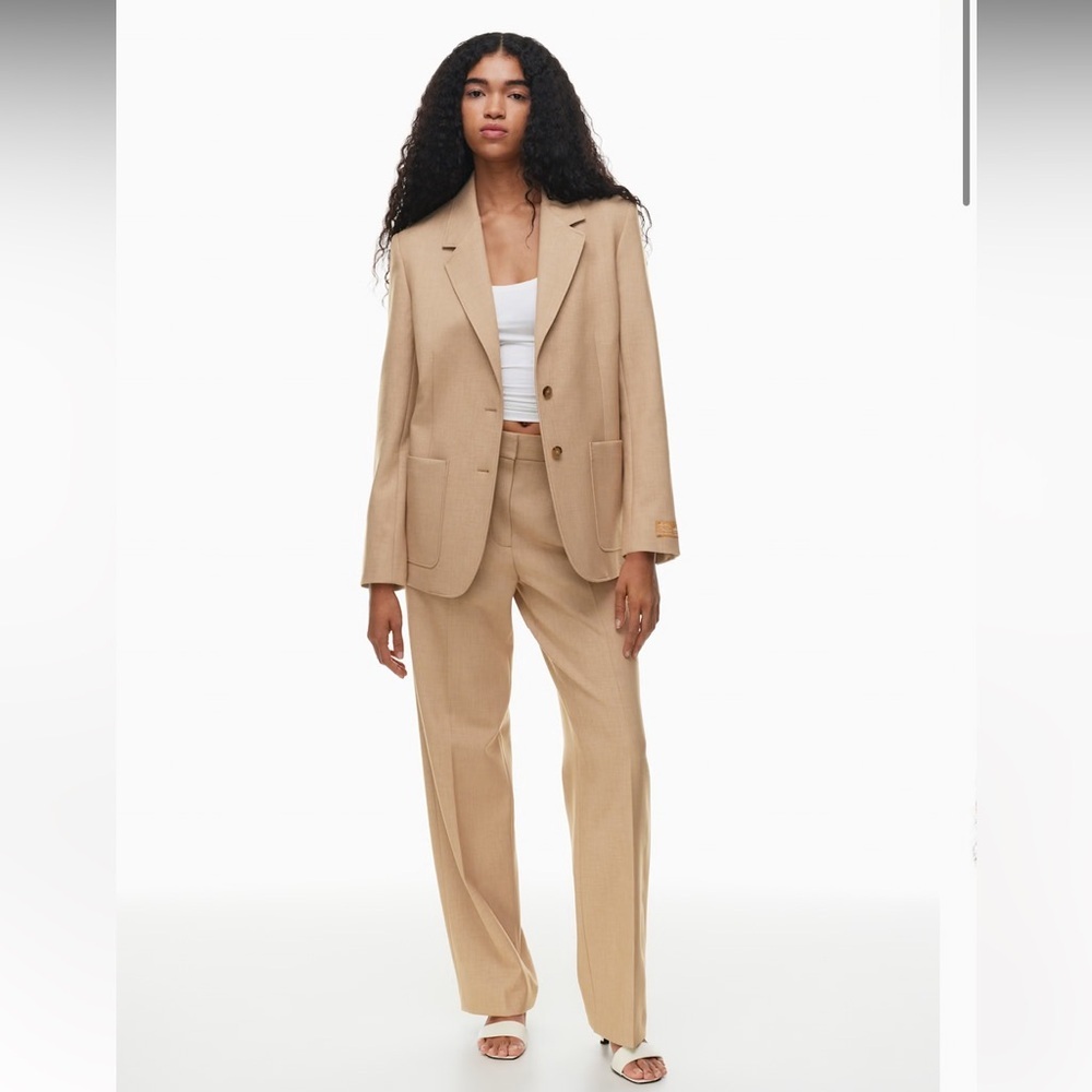 Aritiza | Wilfred Content Blazer - Picture 2 of 13